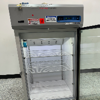 Thermo TSX Series Lab Refrigerator image 2